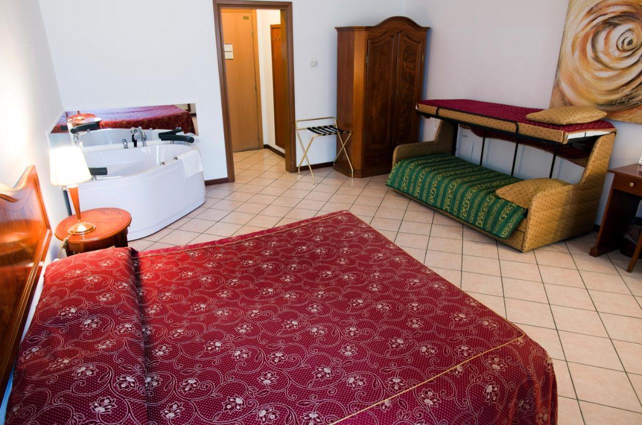 Primotel Brescia Eksteriør billede